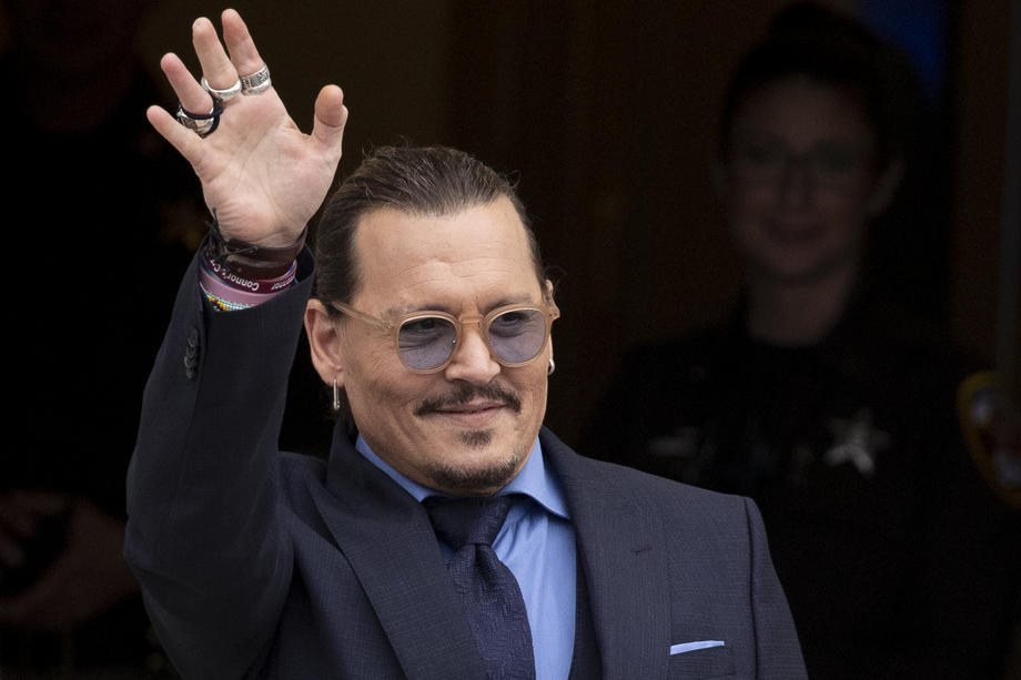Johnny Depp rupe tăcerea despre Amber Heard după procesul de defăimare: „Am fost un fraier că m-am îndrăgostit”
