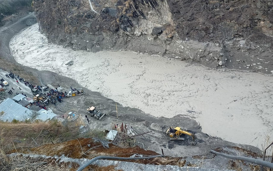 VIDEO | Catastrofă în India. 10 morți și 170 de dispăruți, după ce un ghețar din Himalaya s-a prăbușit peste un baraj