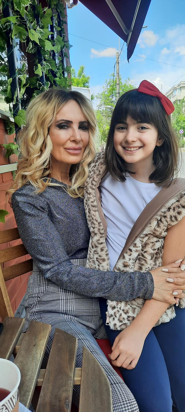 Daniela Gyorfi s-a retras de la Festivalul de Muzică Mamaia, după ce a auzit vocea Laurei Stoica: „În ’91, nu aveam o imagine sexy”