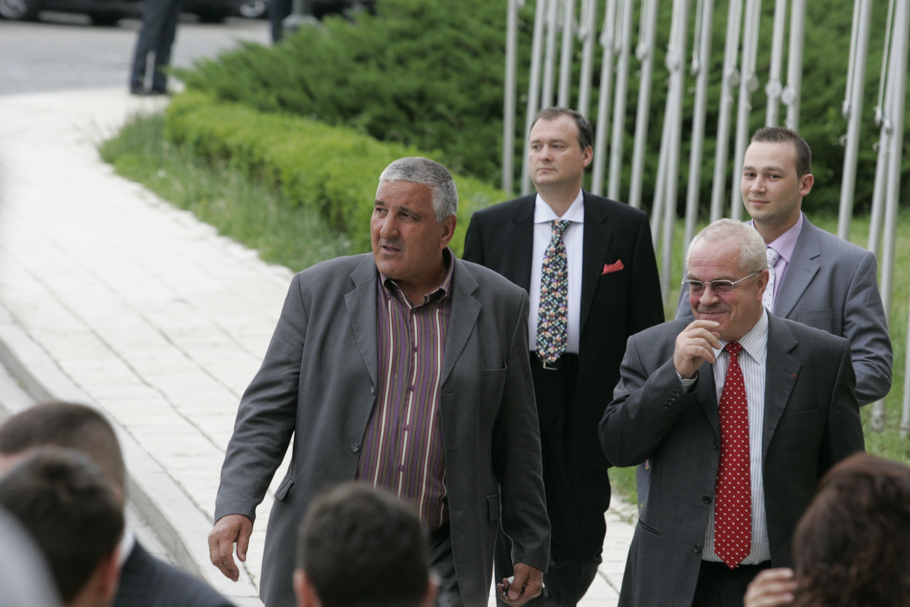 Federația cu două moașe! FRF anunță că împlinește, azi, 86 de ani, după ce forul fotbalistic românesc a sărbătorit Centenarul în 2009, sub conducerea lui Mircea Sandu