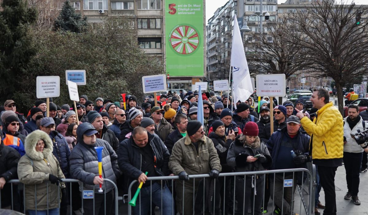 Proteste în fața Ministerului Economiei. Sindicatul Liber Navalistul cere salvarea Șantierului Mangalia: „Să fim vigilenți cu investitorii care vin”