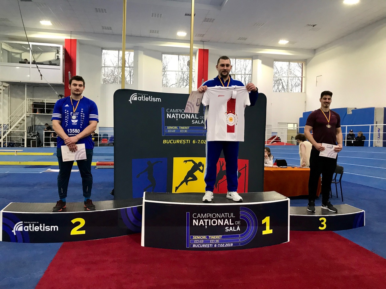 Sportivii de la CSM București au dominat prima zi la Campionatele Naționale de atletism în sală! Marian Oprea, din nou campion: ”Concurez din secolul trecut”