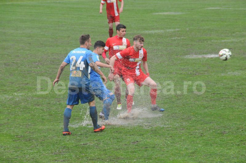 Liga 2, play-off. Rezultat cu iz de pariuri în Seria I: 0-2 pauză, 2-2 final. Programul complet
