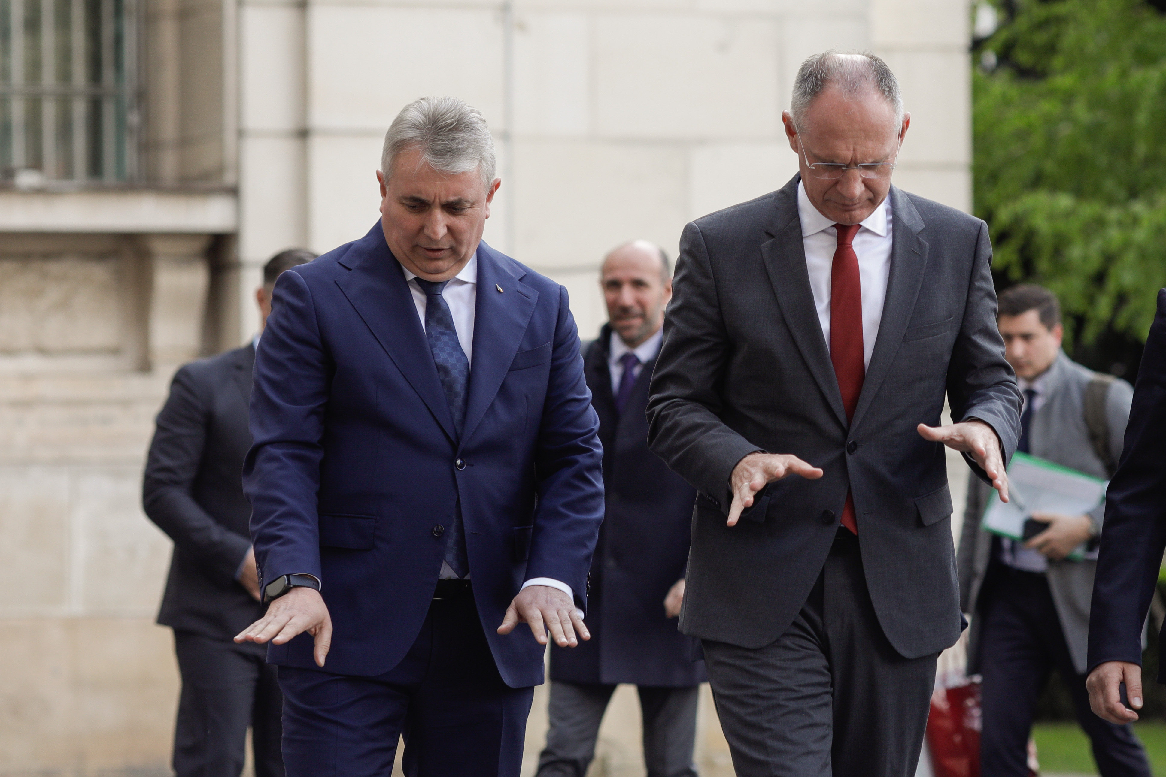 Aflat la București, Gerhard Karner, ministrul austriac de interne, spune că încă „nu poate să ne ofere o dată” pentru aderarea României la Schengen