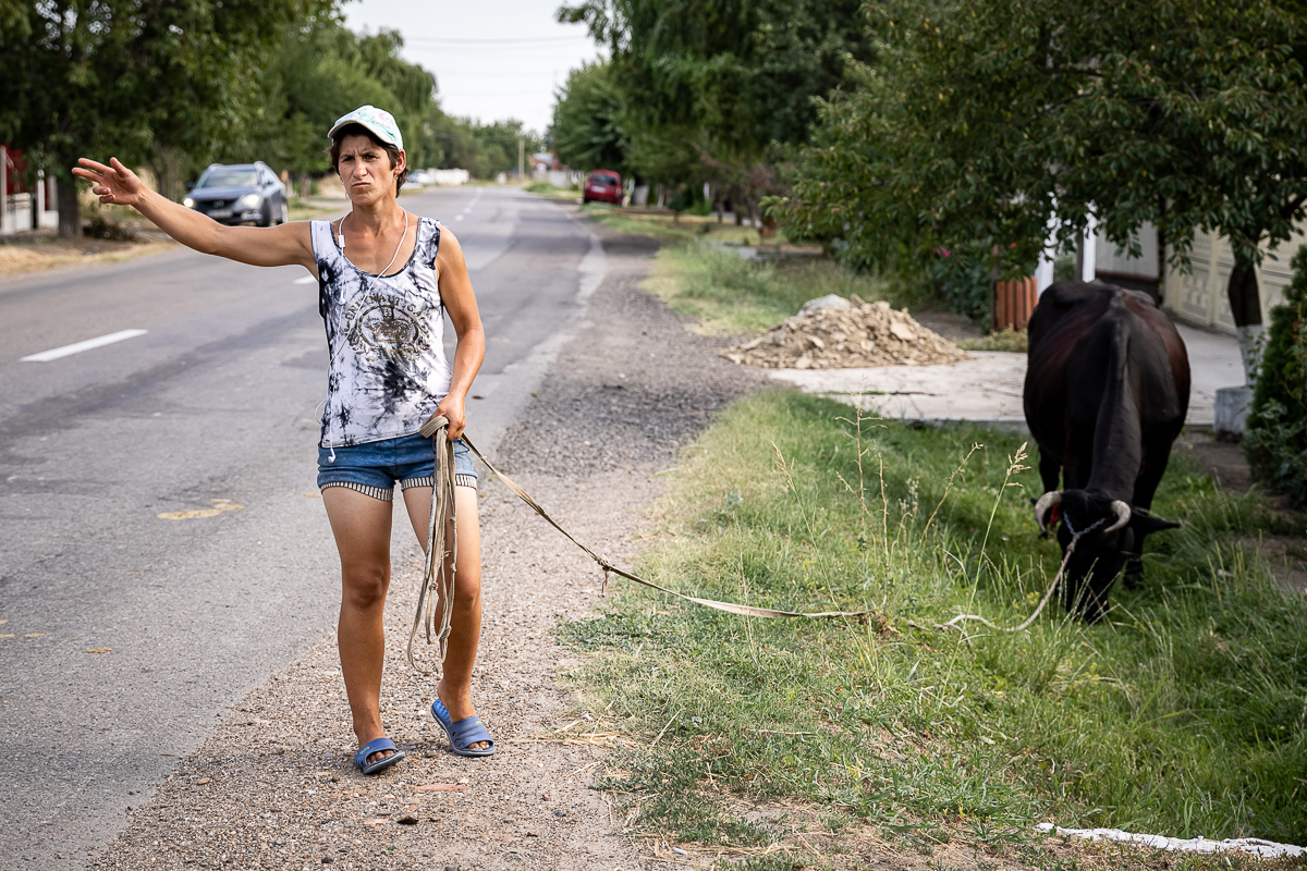 Înainte de COVID, au fost OZN-urile. După 19 ani, sătenii din Năneşti îşi amintesc perfect noaptea când o apariţie misterioasă a oprit curentul: „Ne-au scanat şi au plecat!”