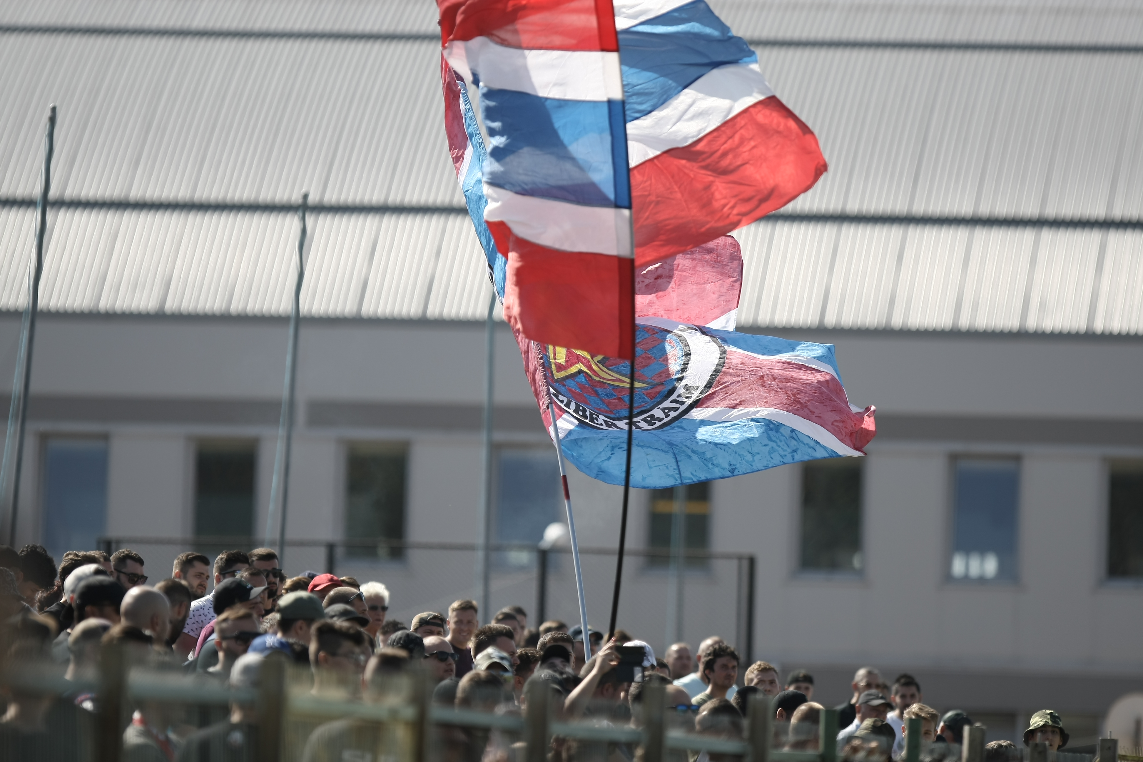 CSA Steaua a jucat sâmbătă un amical cu Unirea Izvoarele. Peste 800 de oameni, la meci. Scor de ”maidan” / FOTO