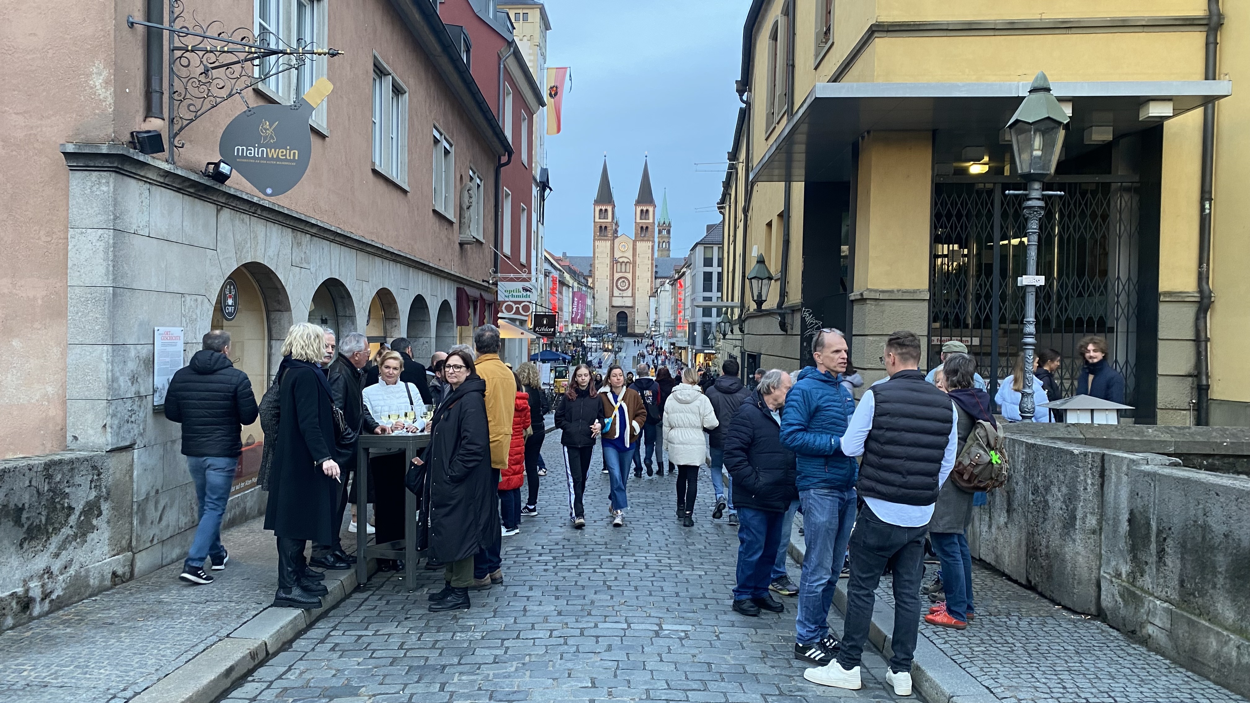 Würzburg, orașul unde este cazată echipa națională la Euro 2024, a fost distrus aproape complet în timpul războiului: „Mai puternică este dorința de a trăi”