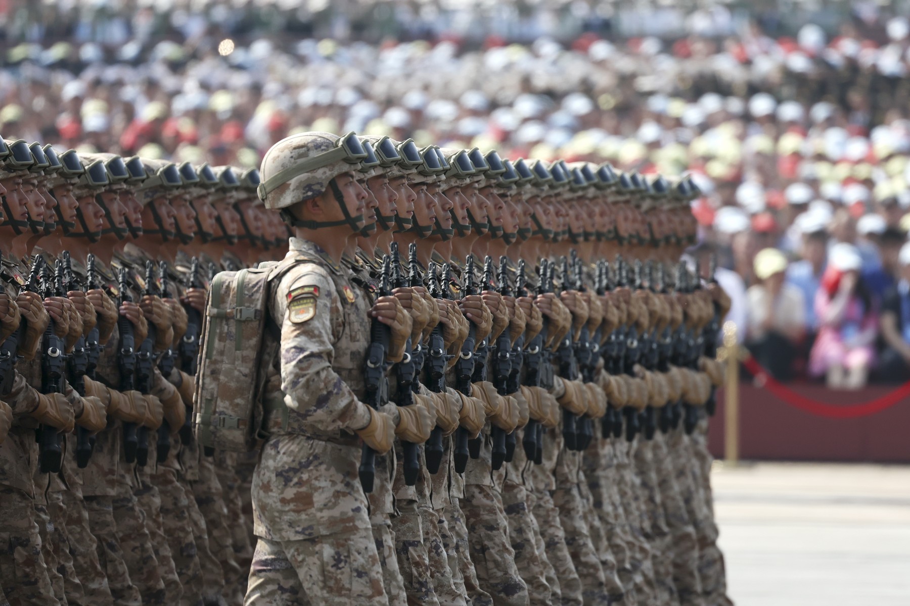 Arma secretă a Chinei a fost arătată lui Putin și lumii întregi, la parada militară de la Beijing