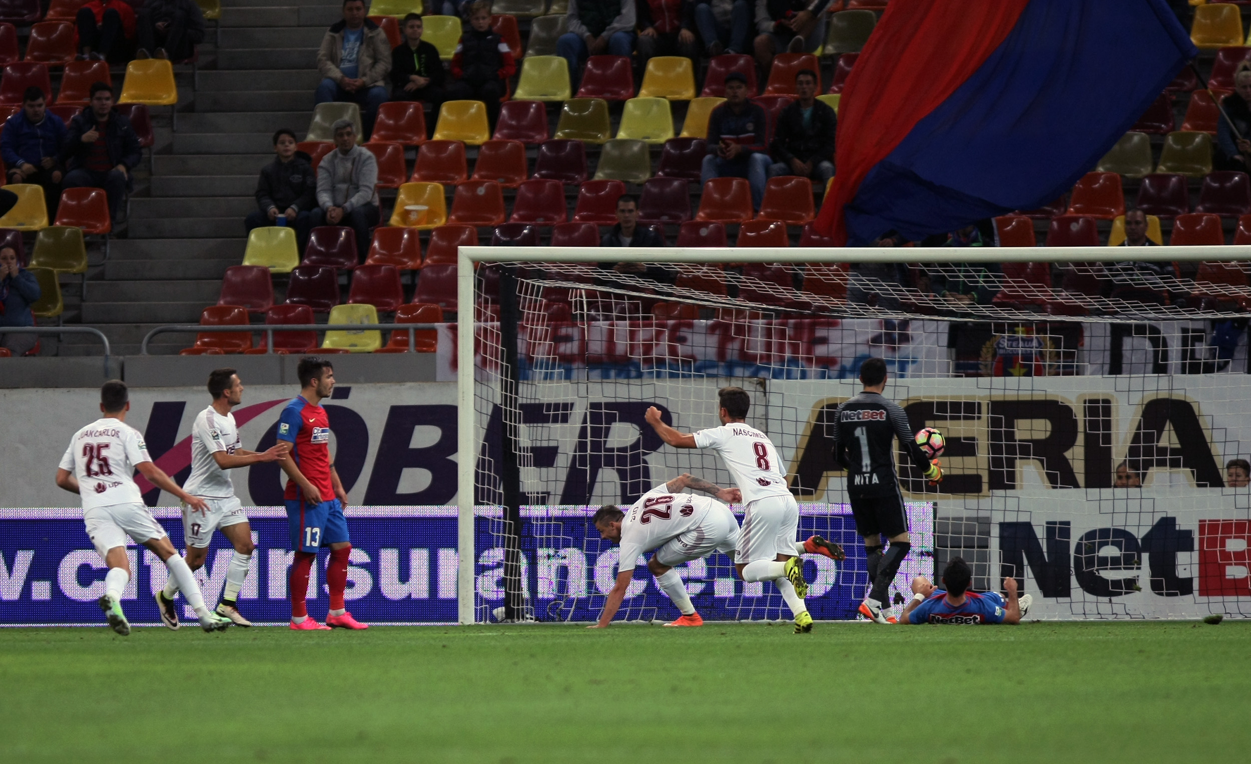 Liga 1. Steaua - CFR Cluj 1-2. Între reușitele lui Bud, după faze-șnur, a egalat Tănase! Primul succes în Capitală din 1948 încoace