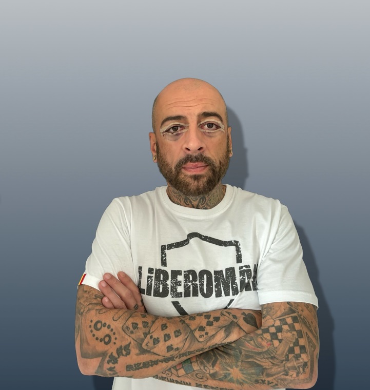 În ce țară s-a mutat Elena după divorțul de CRBL. Fosta soție a artistului a luat-o cu ea și pe Alessia, fiica lor