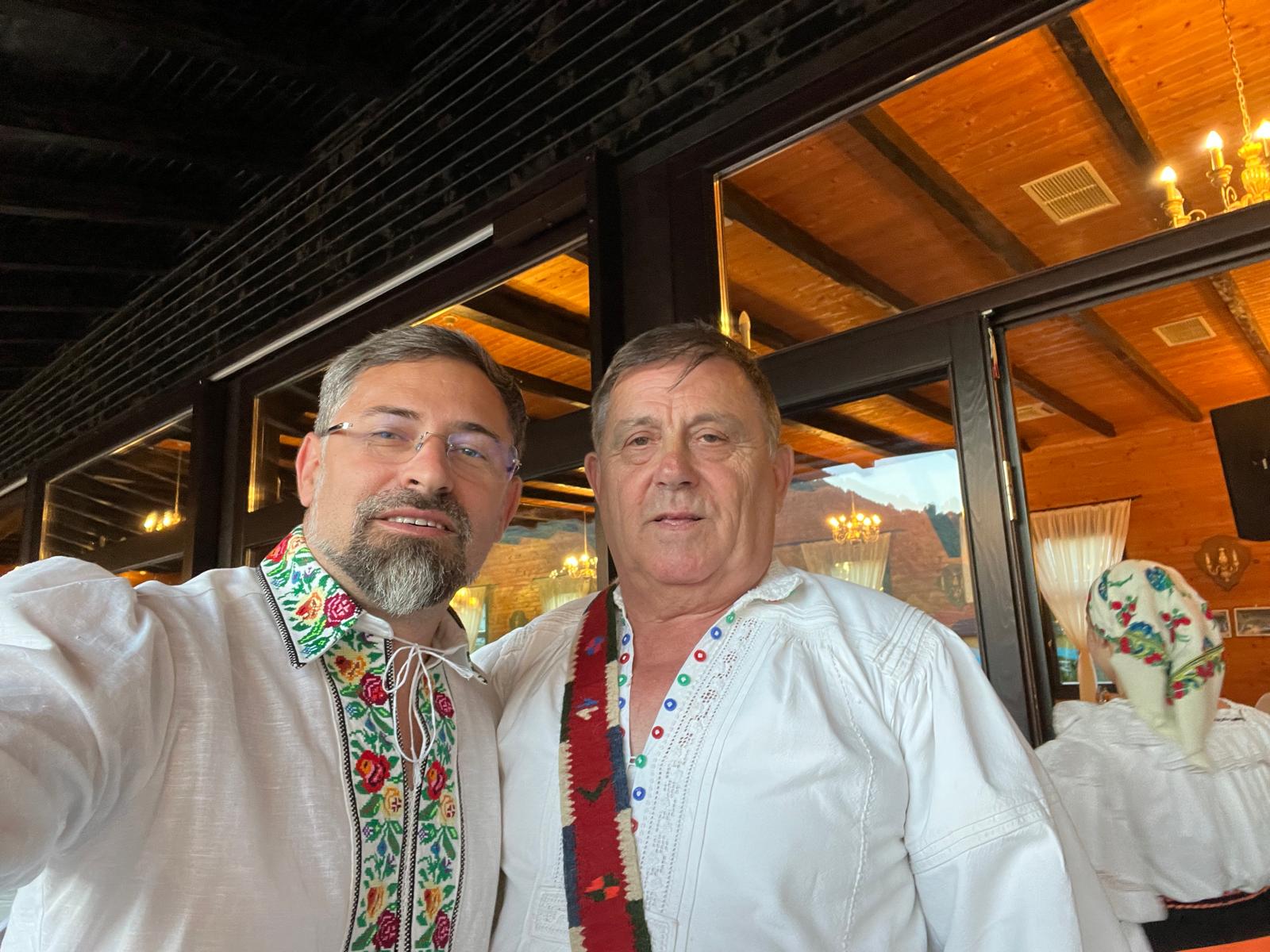 Cum a ajuns un învățător dintr-un sat din Maramureș de la o școală de pe deal la milioanele de euro din insolvență: „Eram și eu ca bădița Vasile al lui Creangă”