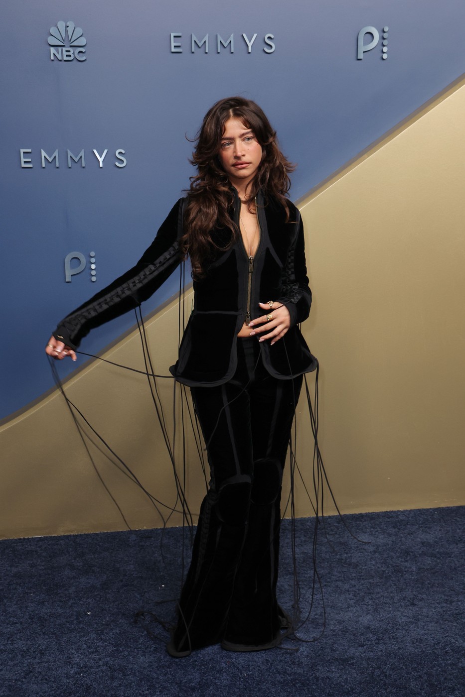 Vedete pe covorul roșu la Premiile Emmy 2026
