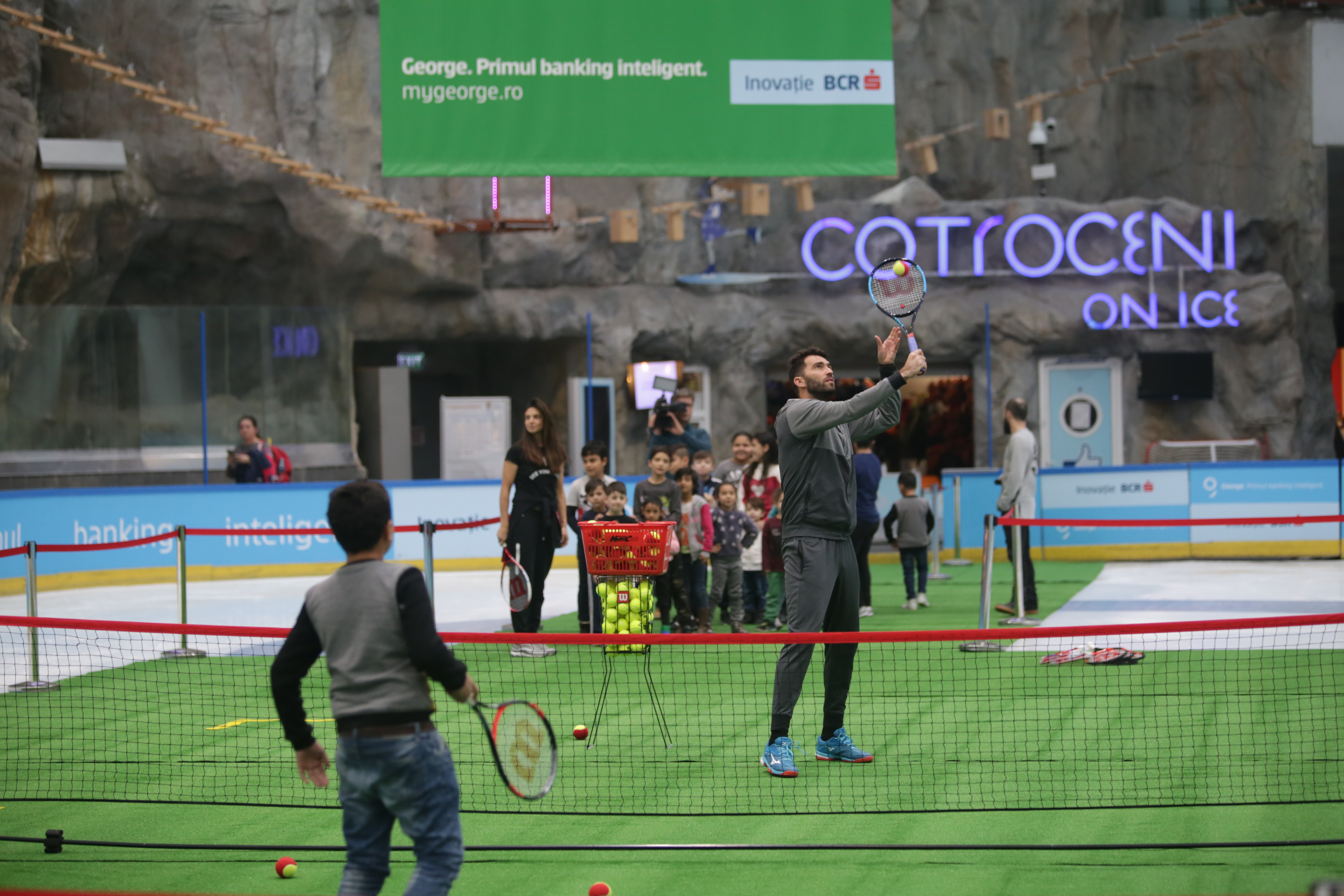 Horia Tecău a jucat tenis de câmp pe gheață / GALERIE FOTO