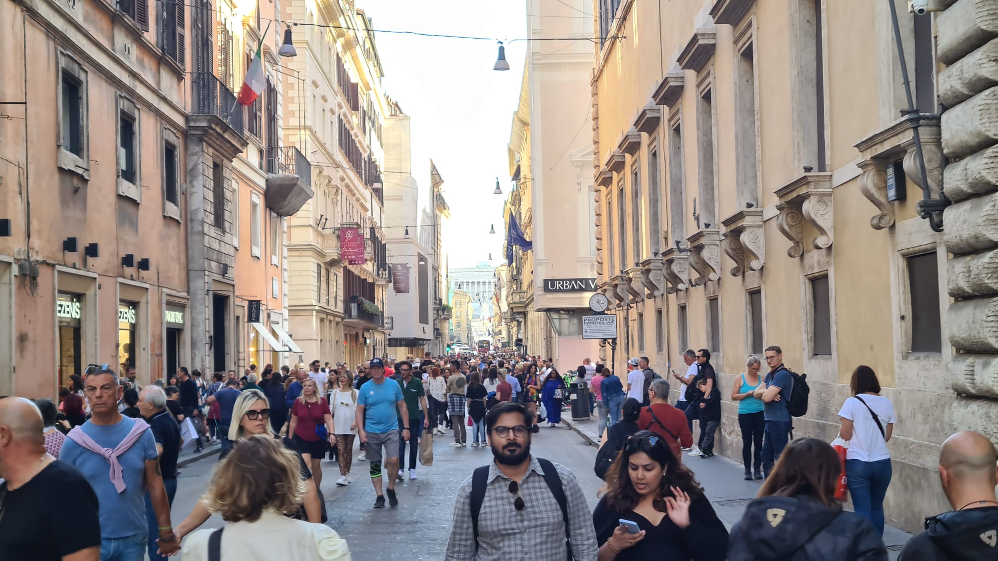 REPORTAJ. Roma și-a regăsit turiștii, după o luptă lungă cu pandemia de Covid-19