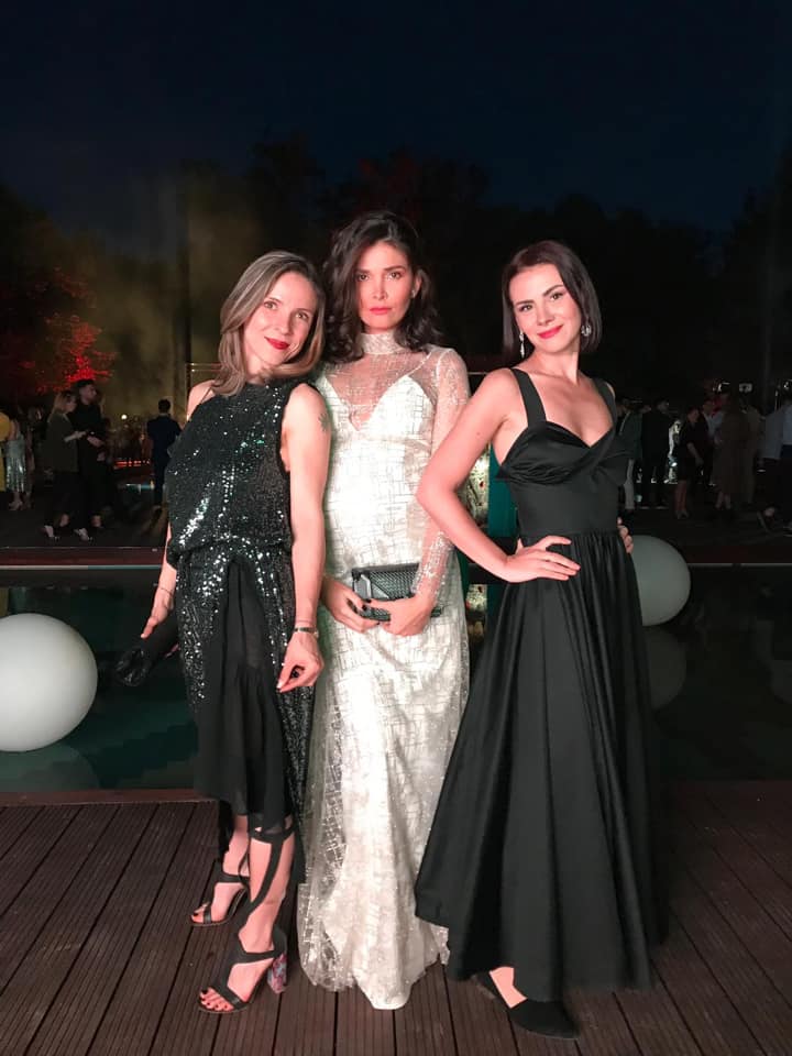Alina Pușcaș și-a etalat burtica de gravidă la Viva Party 2019. "Mie nu mi-a mai rămas nicio rochie în care să încap | FOTO