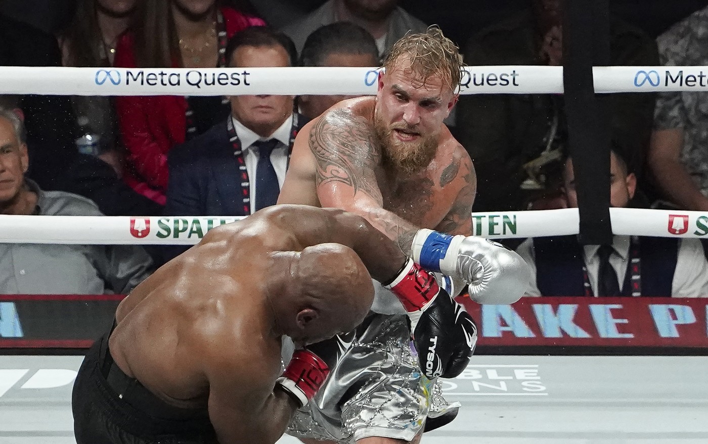 Cine sunt, de fapt, frații Paul: Cum au devenit celebri. Logan s-a bătut cu Mayweather, Jake l-a înfruntat pe Tyson: i-au provocat la luptă și pe frații Tate