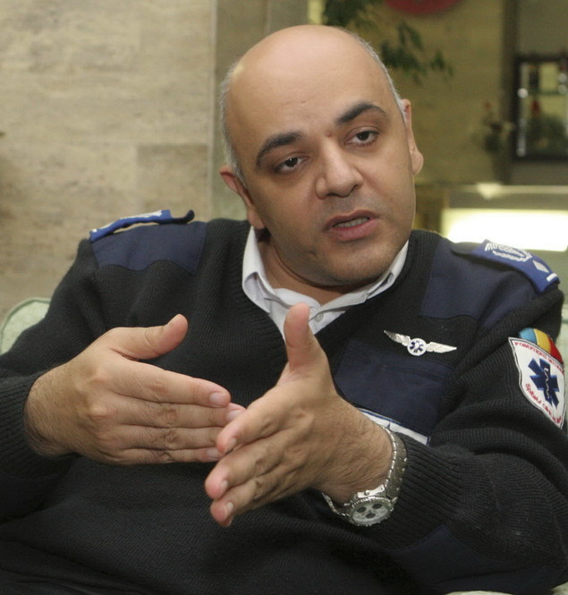 Raed Arafat, despre microbuzul căzut în râul Bistrița: “Acum e doar o misiune de recuperare a cadavrelor"