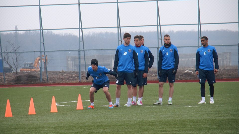 Hagi pregătește intens meciul cu Rapid, pentru a nu intra în hora retrogradării / FOTO&VIDEO