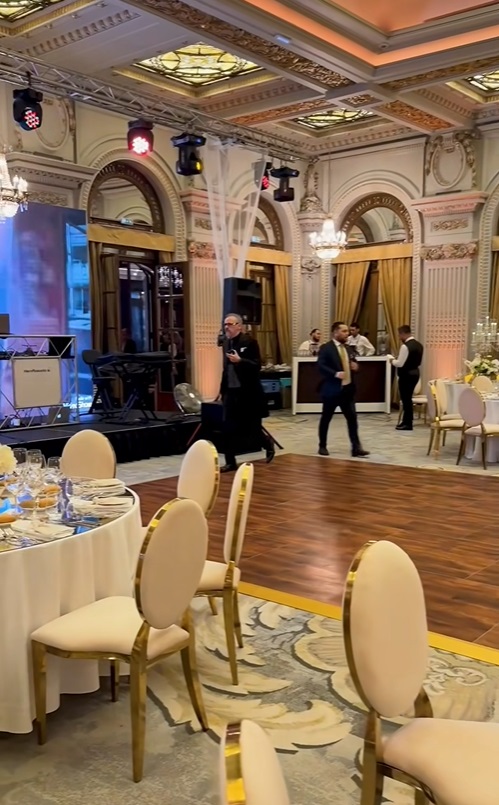Mihai Albu și Elena Nechifor s-au căsătorit religios. Imagini de la petrecerea de nuntă, care a avut loc la restaurantul unui hotel de lux din București