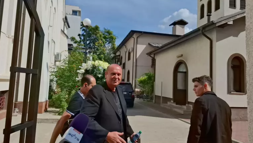Imagini dureroase. Trupul neînsuflețit al Mădălinei Apostol a fost depus la capelă