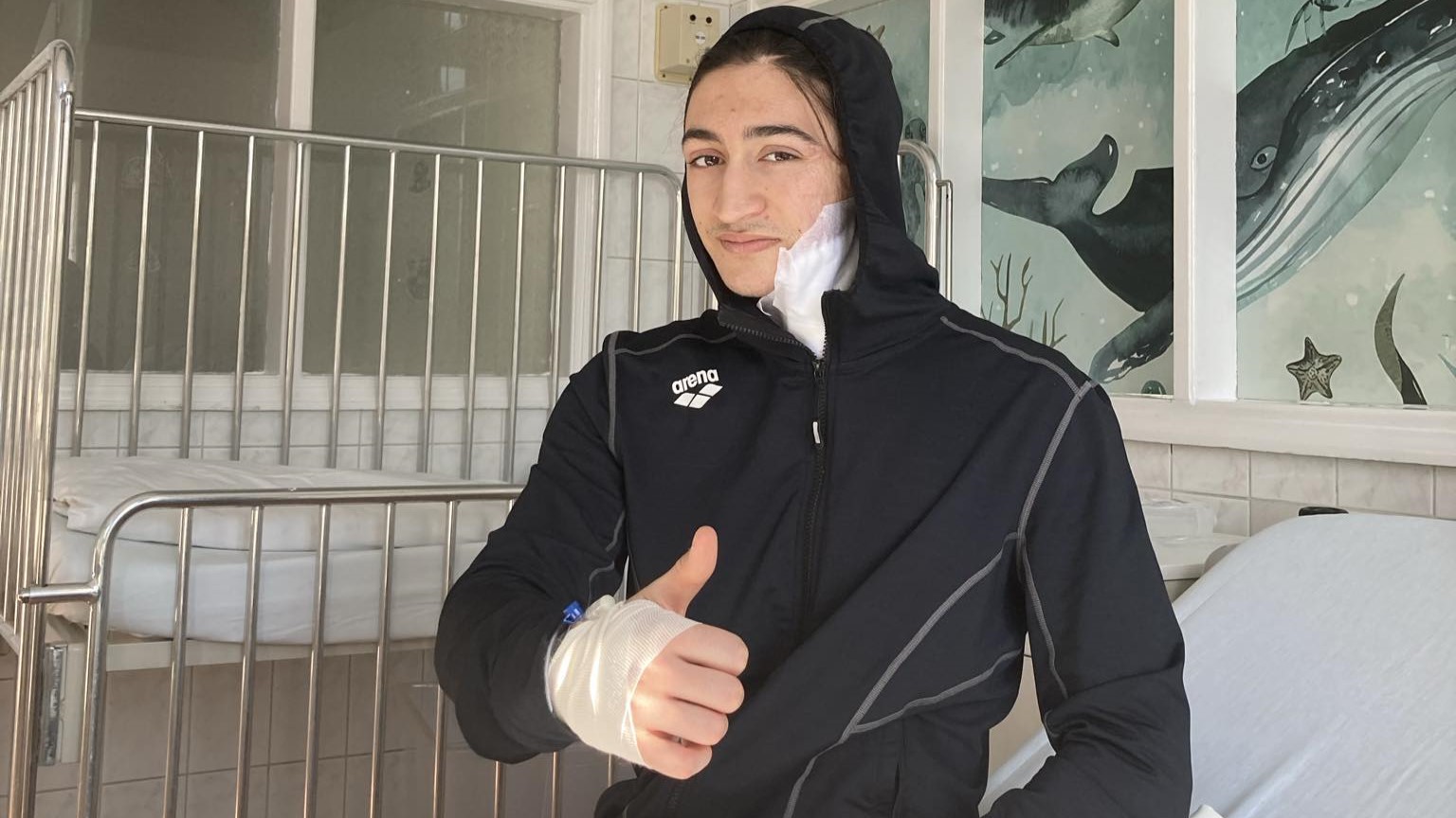 Különleges műtét vár a megégett kenusra, Csáky Somára - Blikk