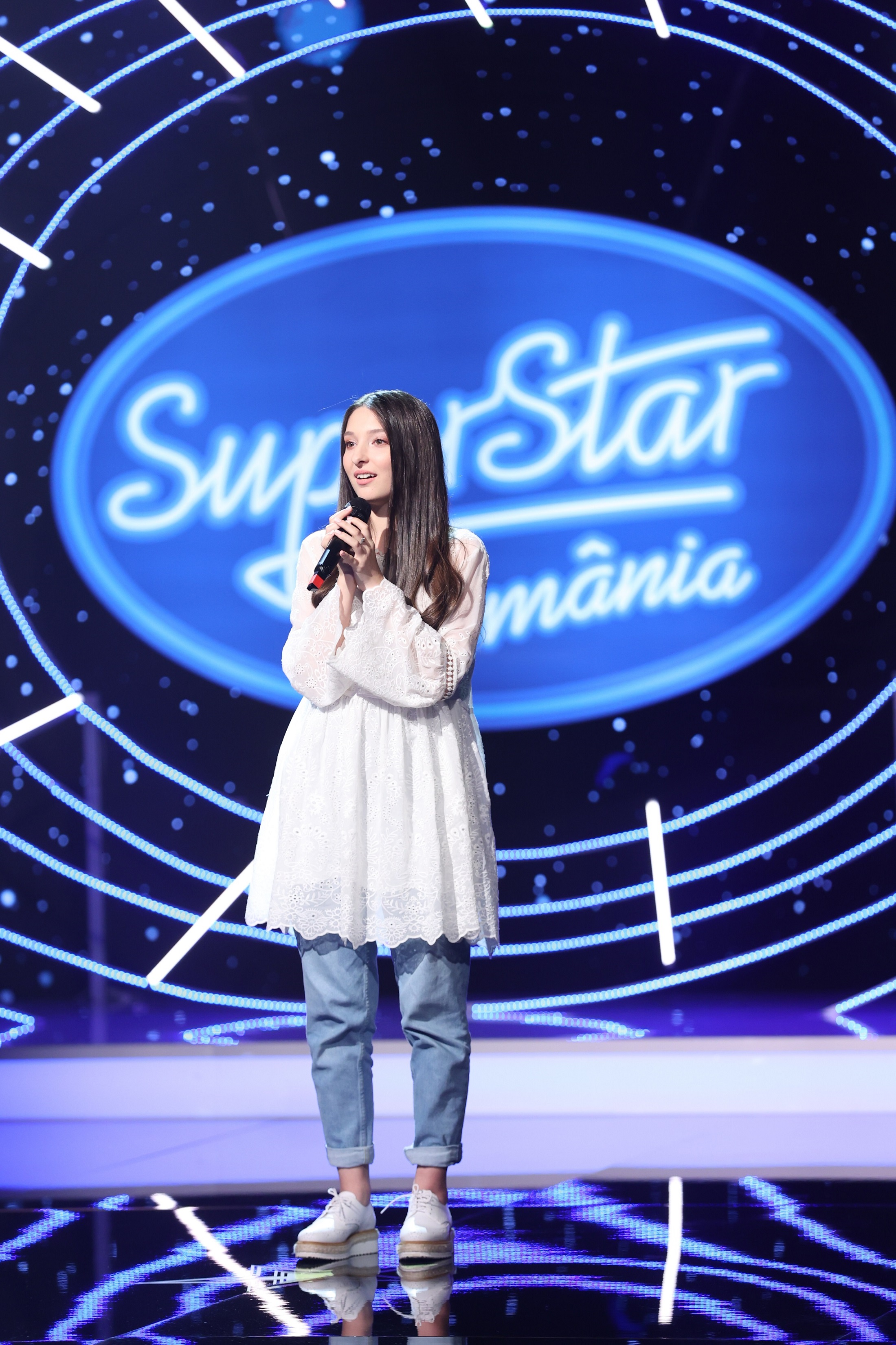 „SuperStar România”- sezonul 1. S-a încheiat etapa semifinalelor și urmează live-urile