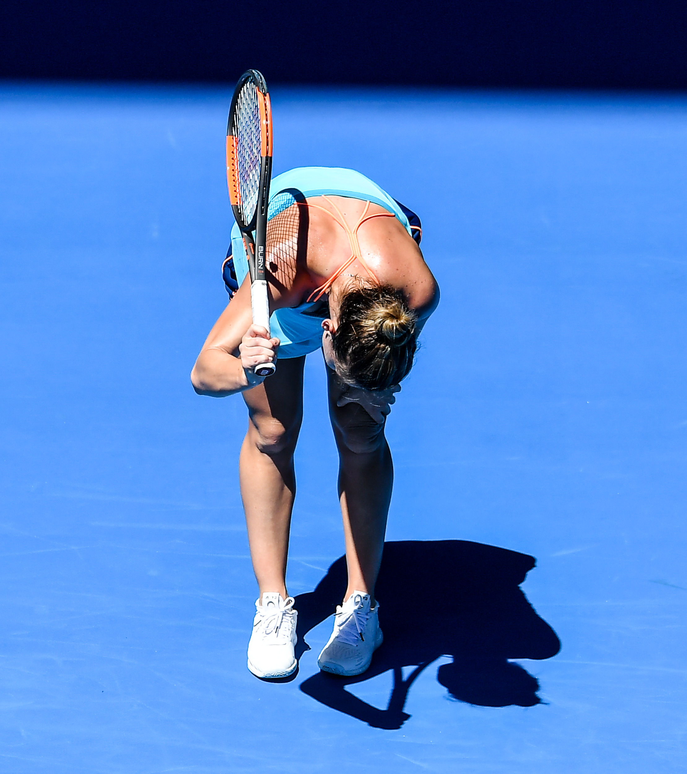 Australian Open 2017. Simona Halep a fost eliminată a două oară la rând în primul tur la Melbourne. Imaginile neputinței / GALERIE FOTO