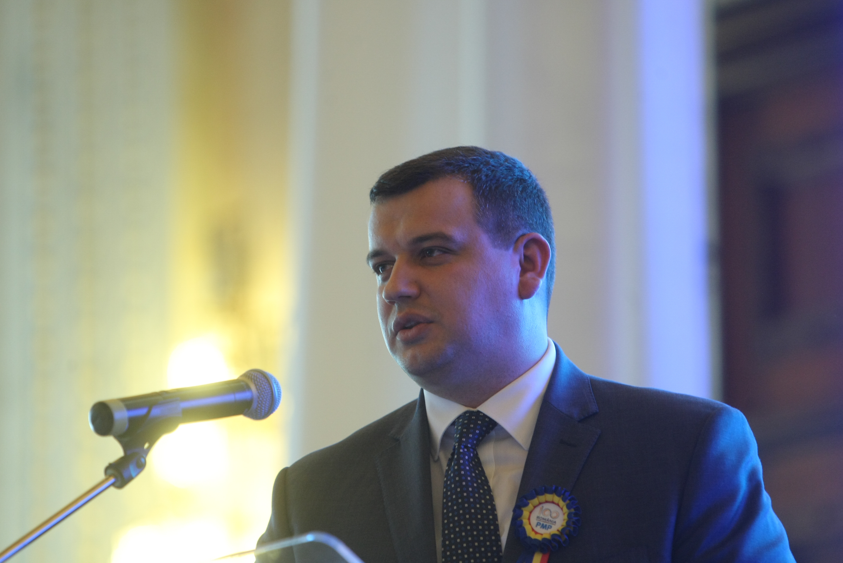 Schimb de replici dur între Turcescu și Băsescu, la Congresul PMP: ”M-aş fi aşteptat să rămâneţi la cârmă”/ ”Un căpitan are și el o licență care expiră” (VIDEO)