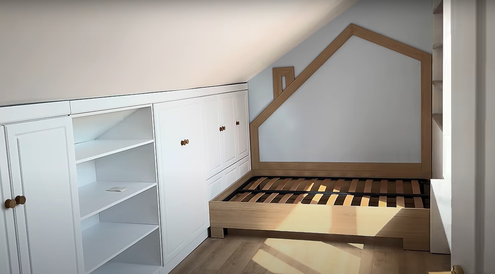 Imagini din noua casă a lui Culiță Sterp. Daniela Iliescu are un dressing doar pentru ea
