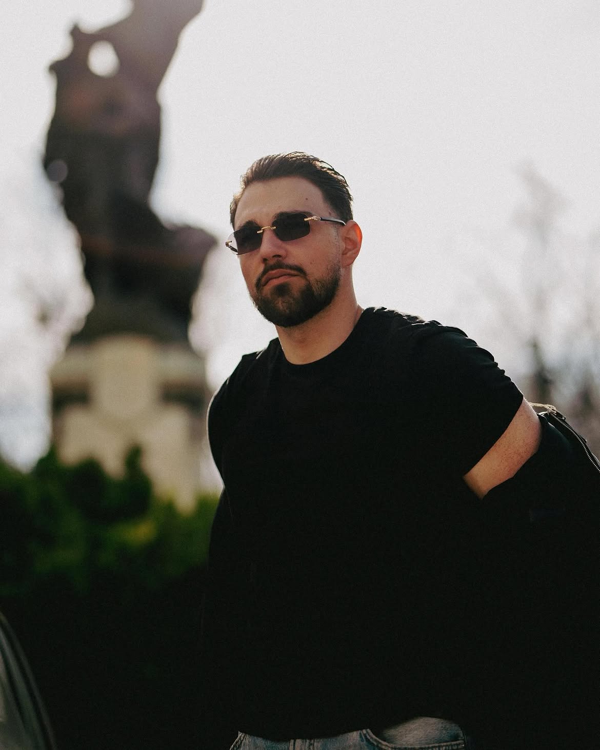 Andrew Barabancea ar putea fi jurat într-o emisiune TV: „Am primit propuneri”. În ce relații a rămas cu Naomi Hedman după despărțire