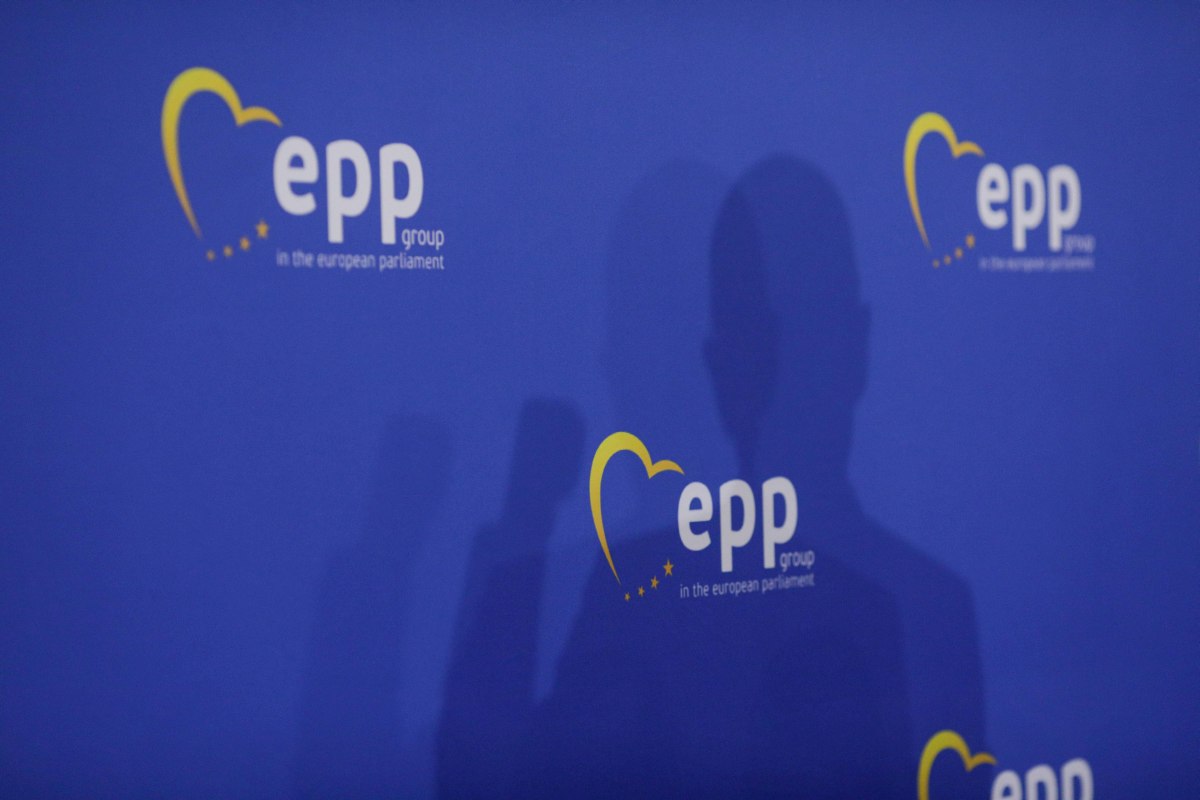 Congres PPE la Bucureşti, ziua 1. Surpriza Austriei: nu a mai votat contra manifestului care cere aderarea terestră a României la Schengen, așa cum anunțase