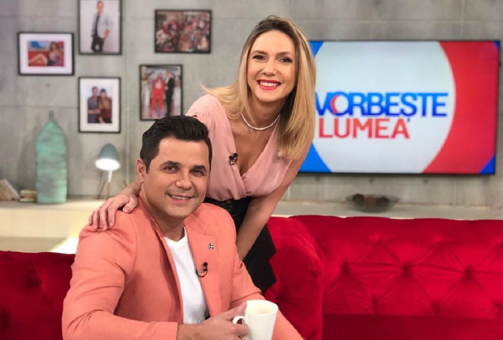 Cum se înțelege Cove cu Adela Popescu, după ce s-a speculat că a plecat din cauza ei de la PRO TV: „Nu există absolut niciun sâmbure de adevăr”