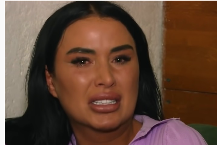 Nea Marin reacționează după ce s-a spus că a lovit-o pe Daniela Crudu cu pumnul în cap: „Are și ea problemele ei”