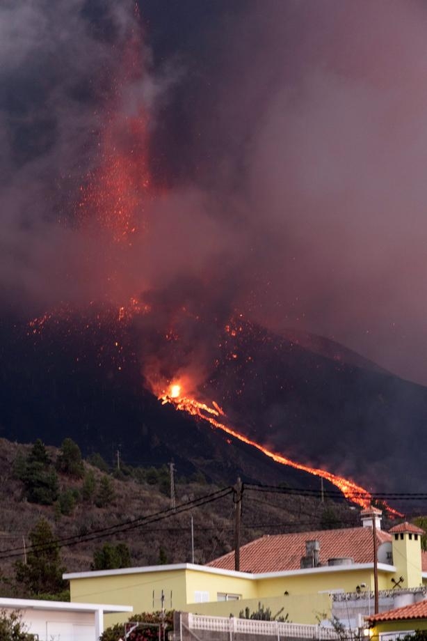 85 de zile de erupție, fără oprire. Vulcanul din Canare a doborât un record