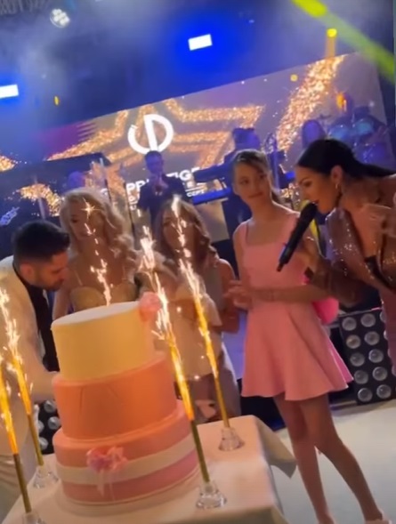 Andreea Antonescu, petrecere de botez de lux pentru fetița ei. Cum a apărut artista alături de Victor Vrînceanu, deși sunt despărțiți