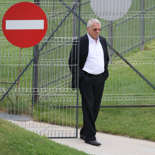 Fostul selecționer Mircea Rădulescu și Daniel Chiriță, campion cu Rapid și cu Șahtior, antrenorul naționalei Artiștilor, comentează Mondialul la interviurile Libertatea Live. ”Mi-au plăcut Mexic și Croația, pentru că atacă mereu”
