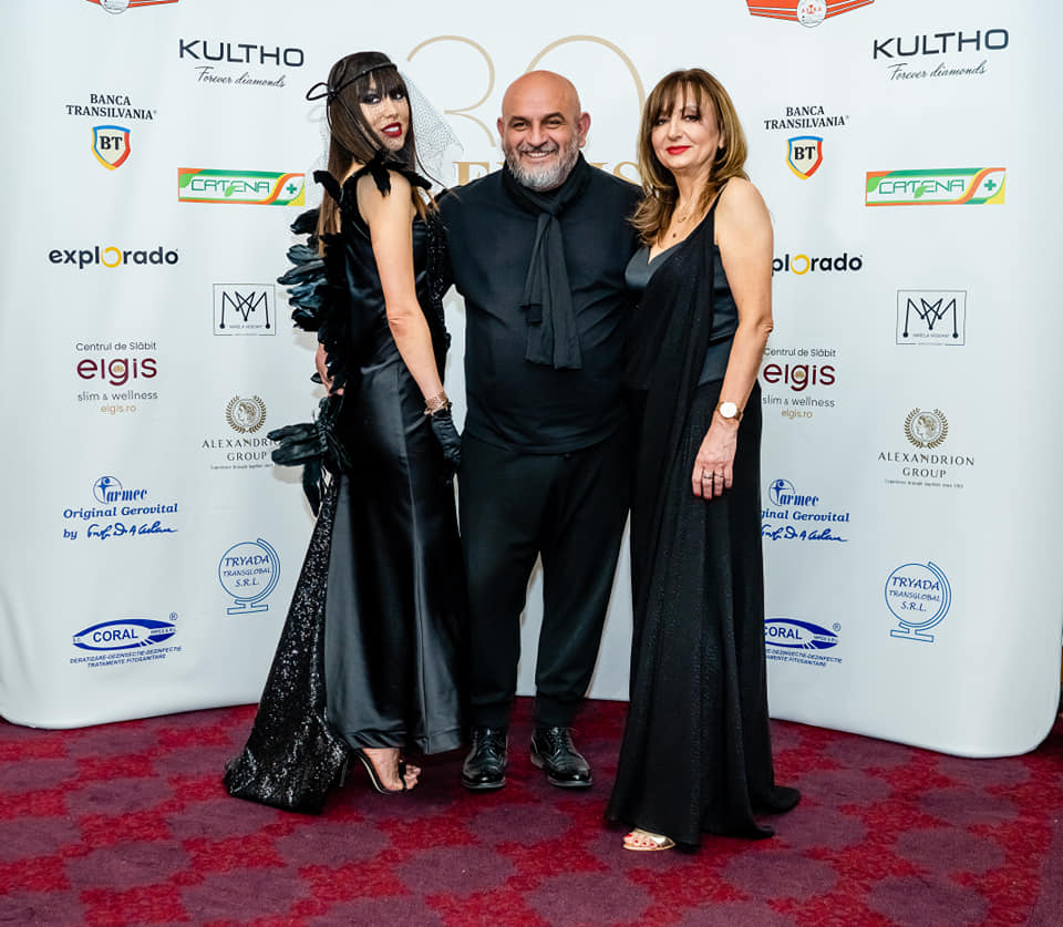 Denise Rifai, pentru prima oară în postura de model: „Este o provocare”. Cum a arătat prezentatoarea pe podium