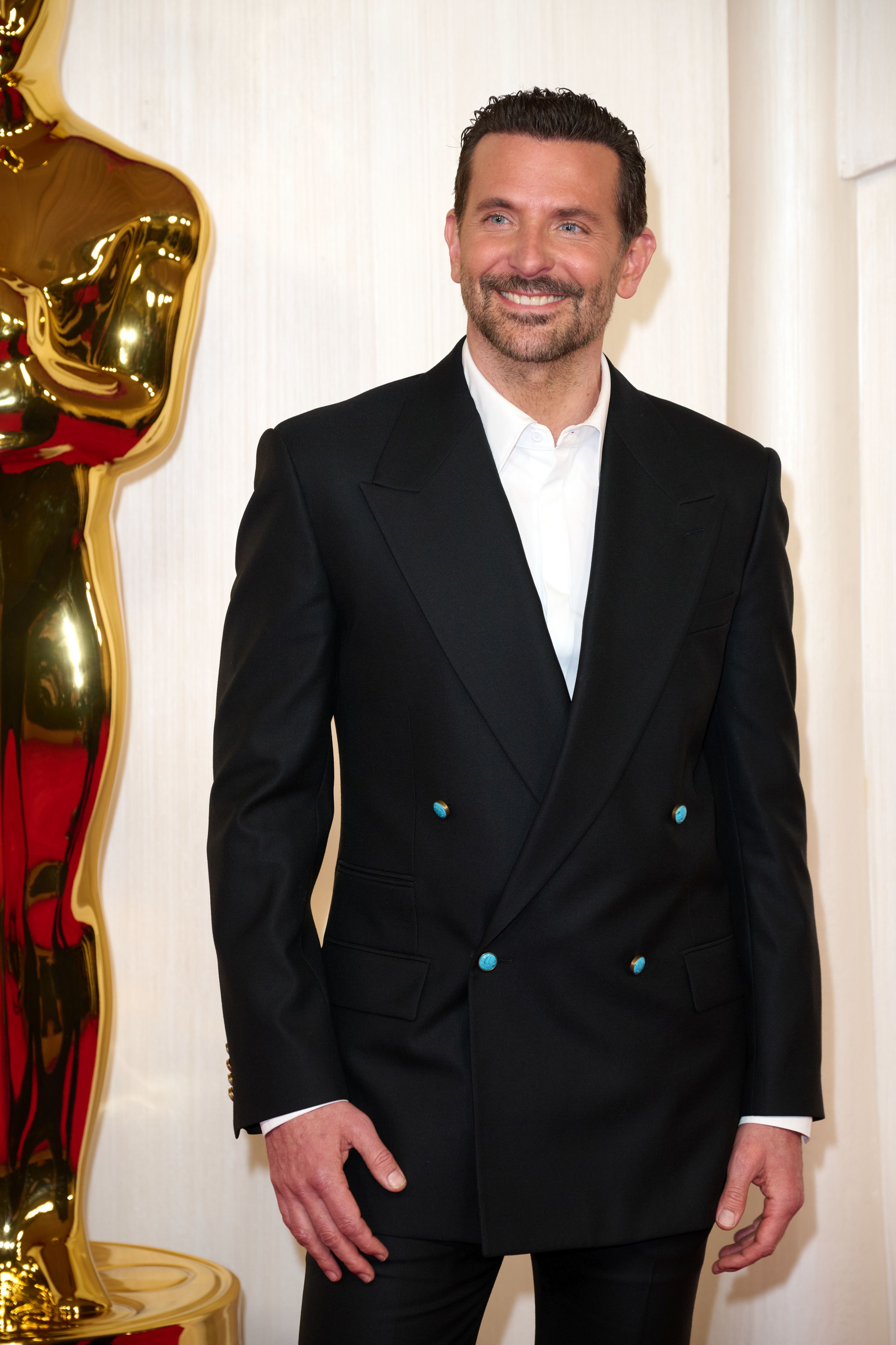 Vedete pe covorul roșu la Premiile Oscar 2024. Ce ținute au ales celebritățile
