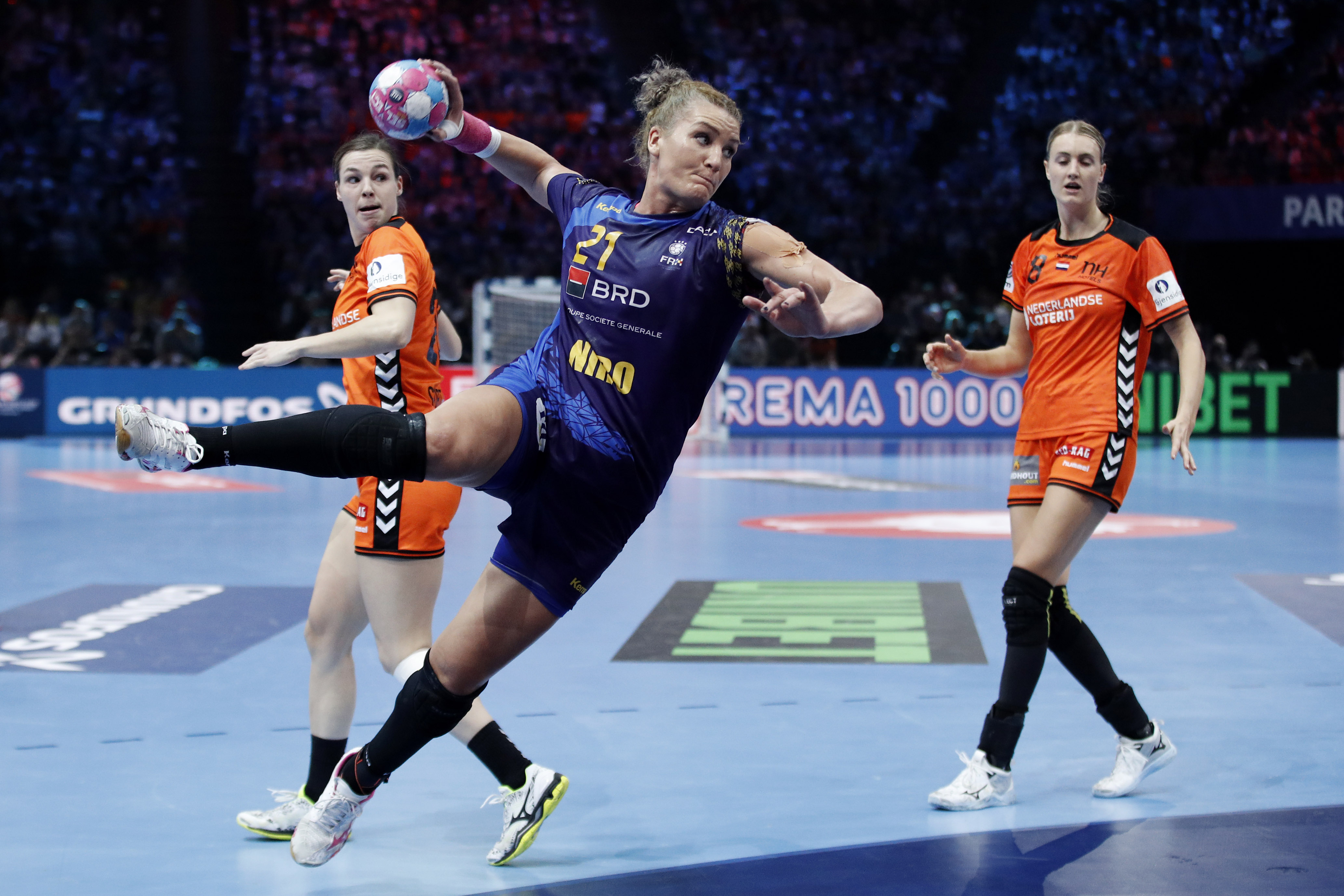 România a fost învinsă de Olanda în finala mică de la Euro 2018 de handbal feminin. Prea mici pentru podium! | FOTO&VIDEO