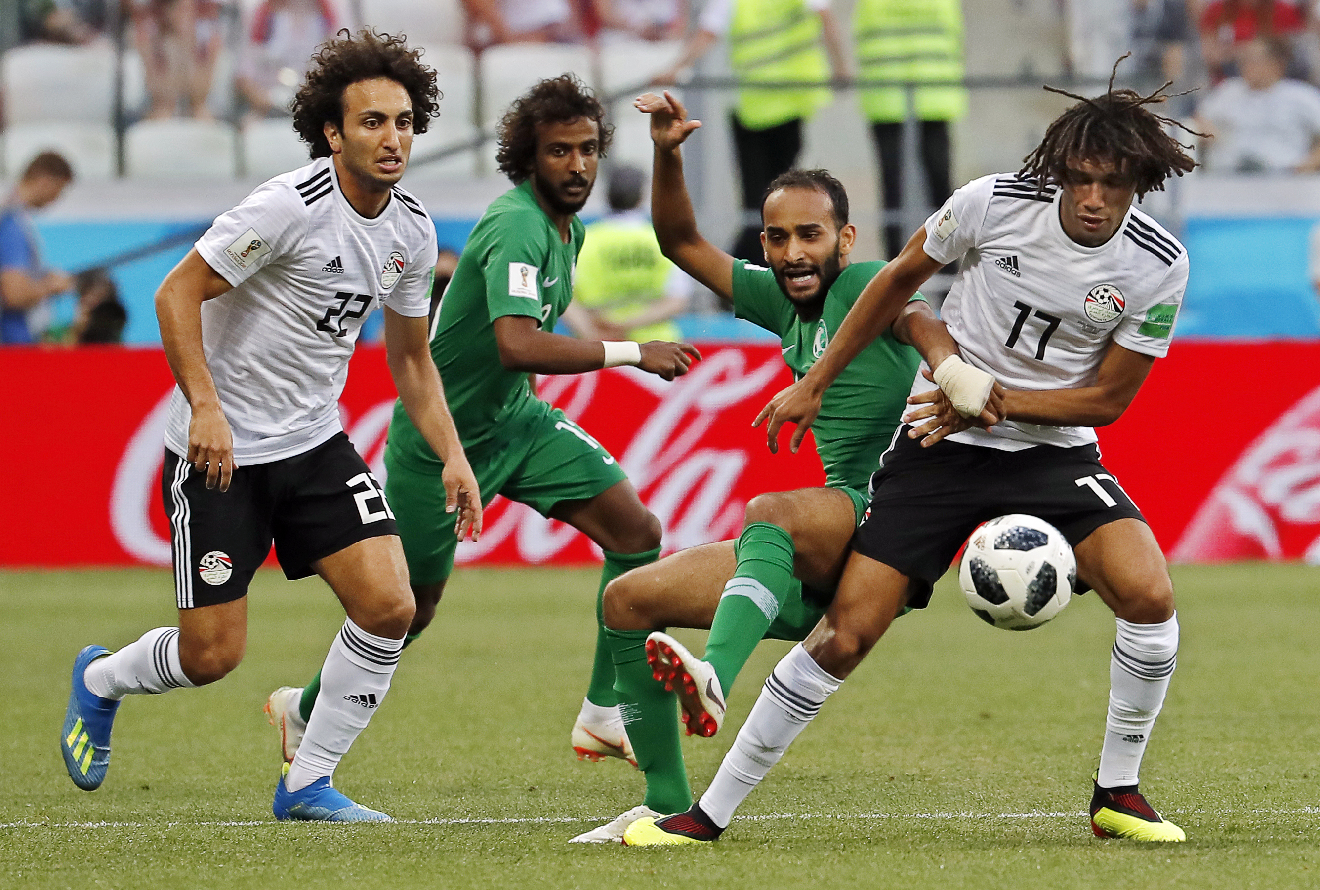 Arabia Saudită - Egipt 2-1, în grupa A de la Campionatul Mondial de fotbal Rusia. Al-Dawsari l-a îngenuncheat pe portarul-record El Hadary | VIDEO