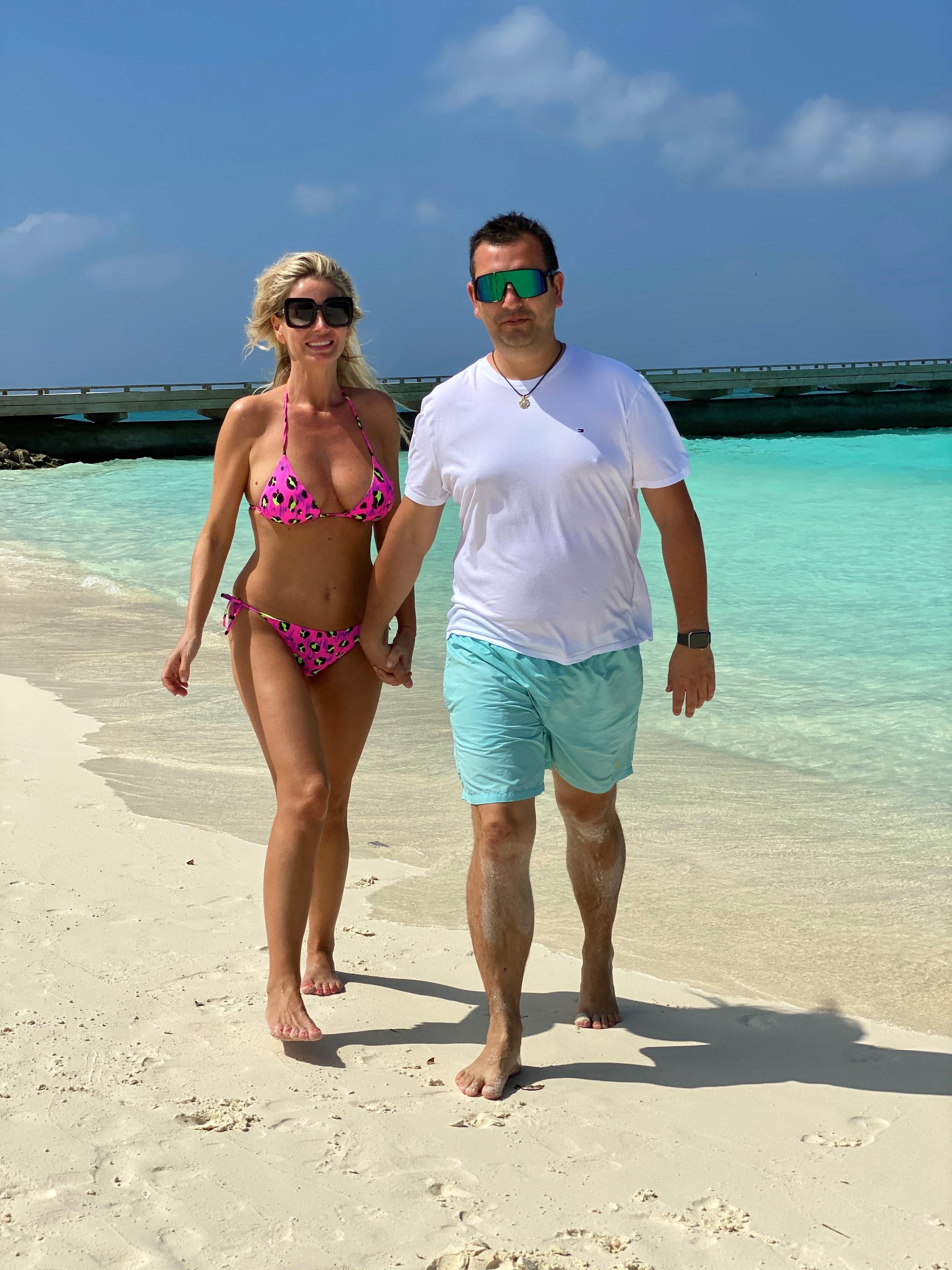 Anunțul făcut de Andreea Bănică după 18 ani de căsnicie cu Lucian. „Am rămas prieteni, parteneri, familie, acasă”