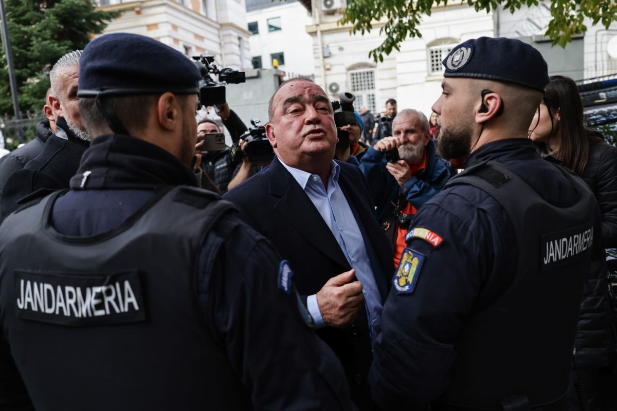 Un candidat la Primăria București a lucrat în Securitatea lui Ceaușescu înainte de 1989, anunță CNSAS cu două zile înaintea alegerilor