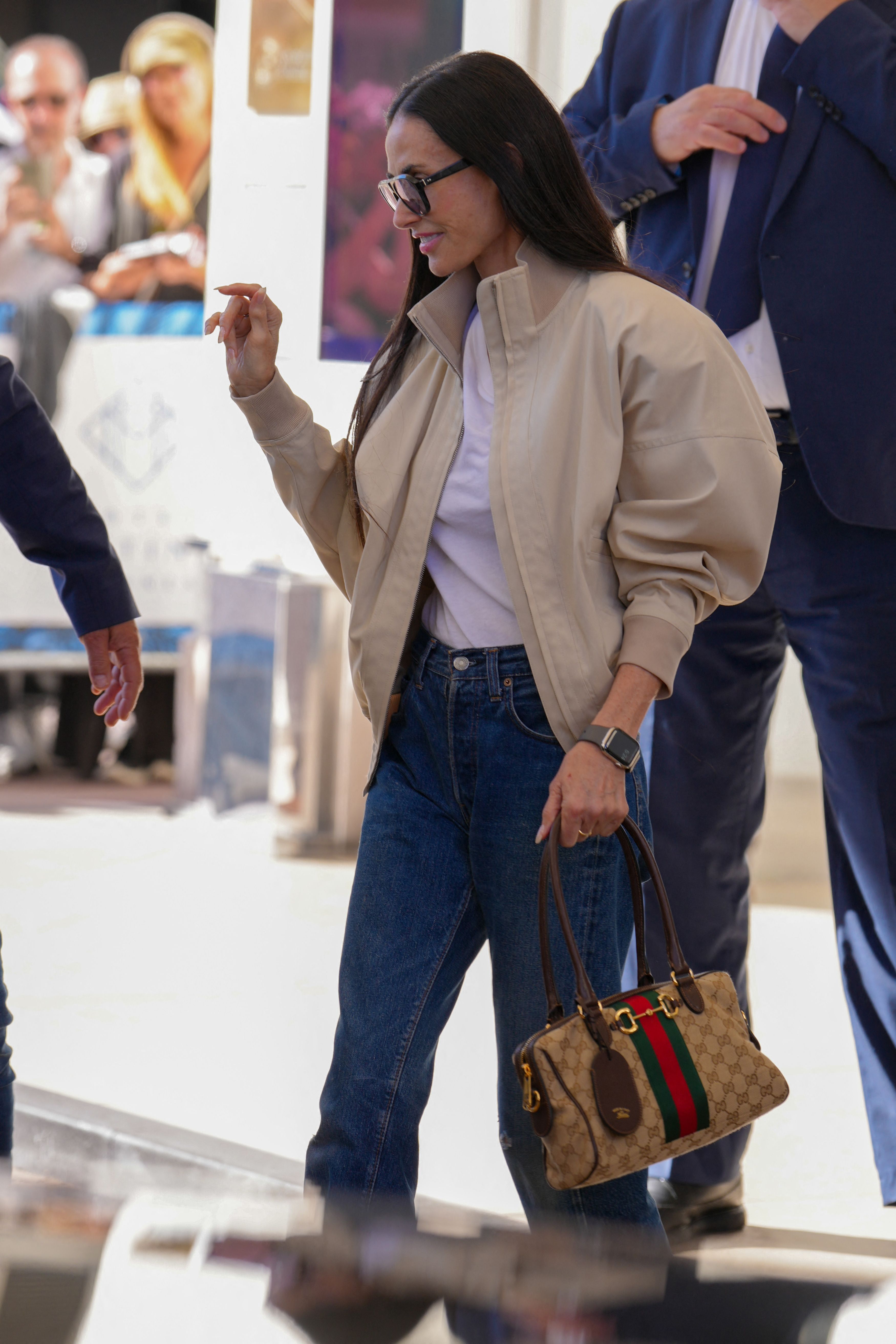 Festivalul de Film de la Cannes 2026 începe cu un val de staruri internaționale. Scarlett Johansson și Cate Blanchett, printre cele mai așteptate apariții