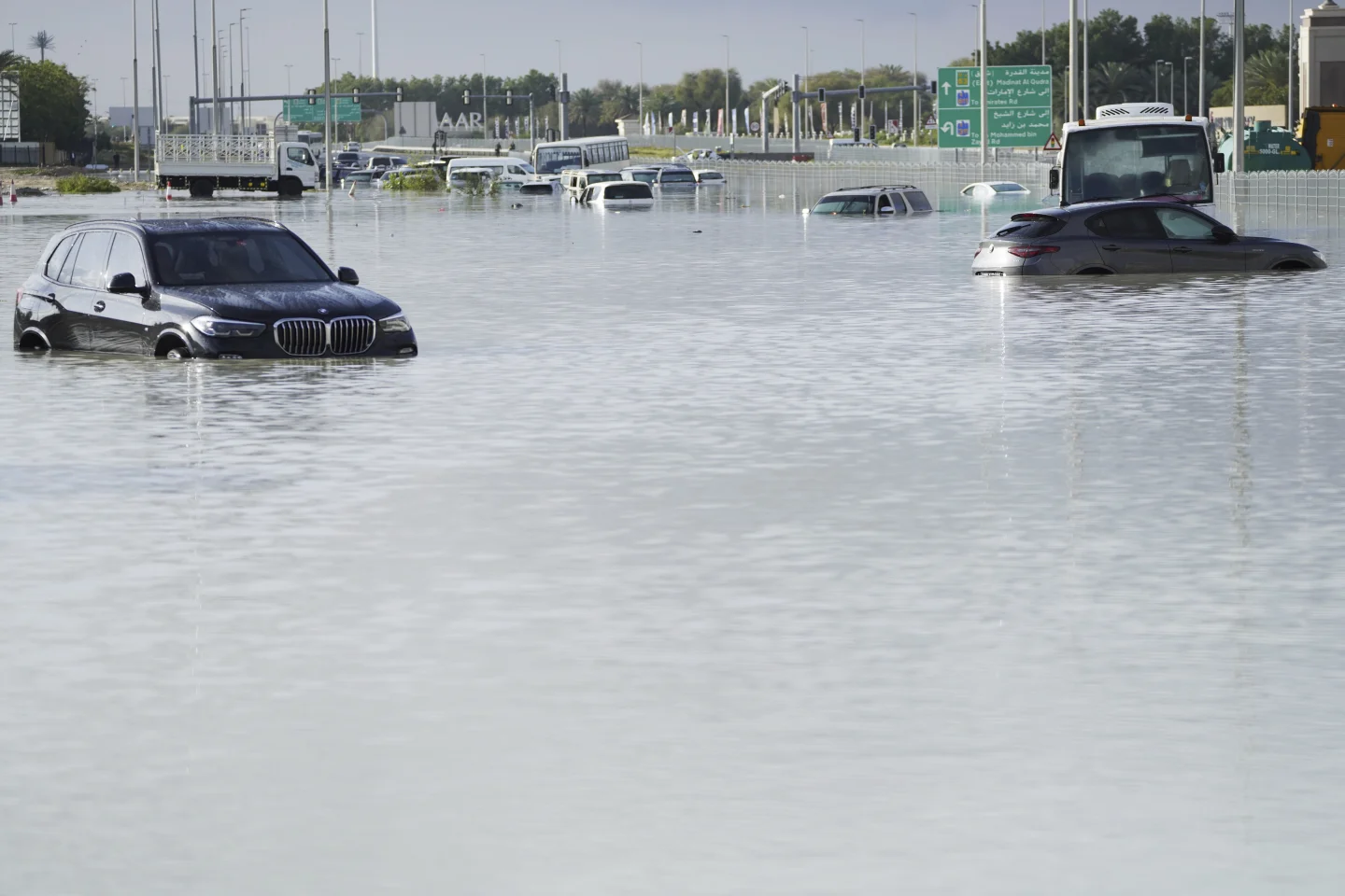 What's causing the strange rain and floods in Dubai?