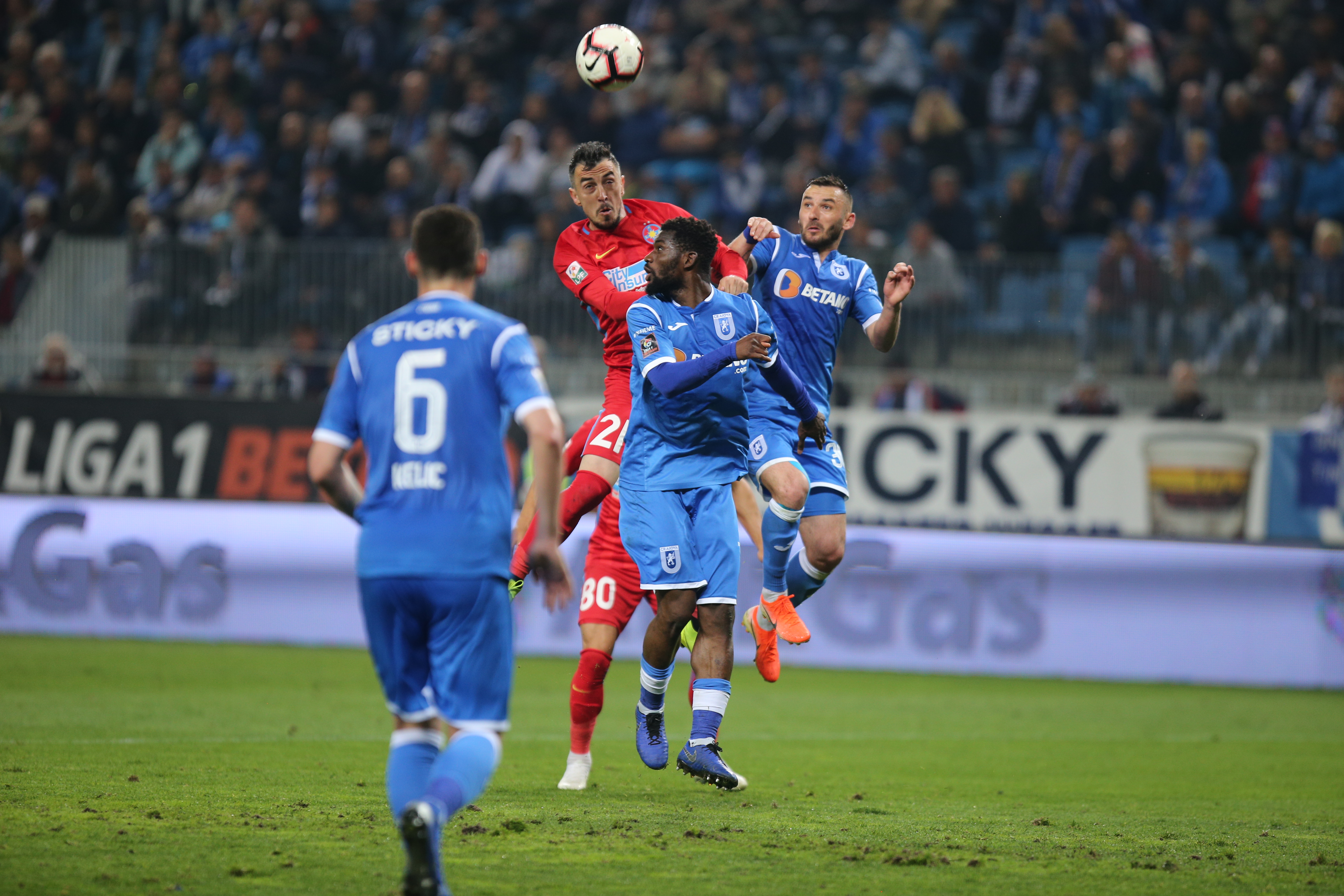 VIDEO | CSU Craiova - FCSB 0-2. Oltenii n-au ”ucis” campionatul! Incidente pe tunel