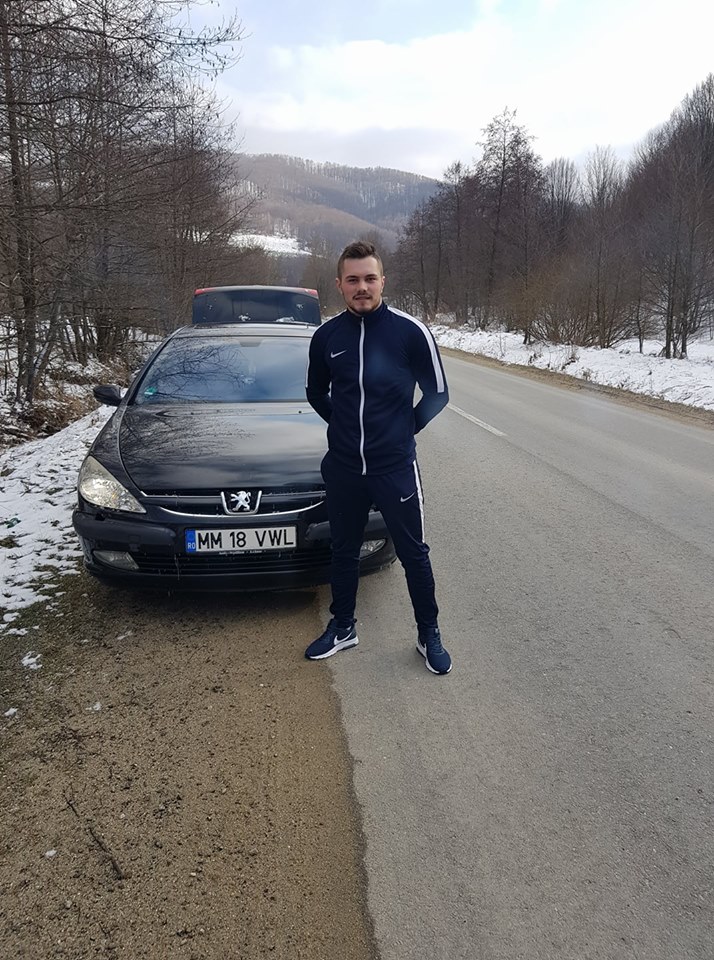 FOTO | Tânăr fotbalist român mort la doar 21 de ani. Ce a pățit în timp ce se afla pe câmp