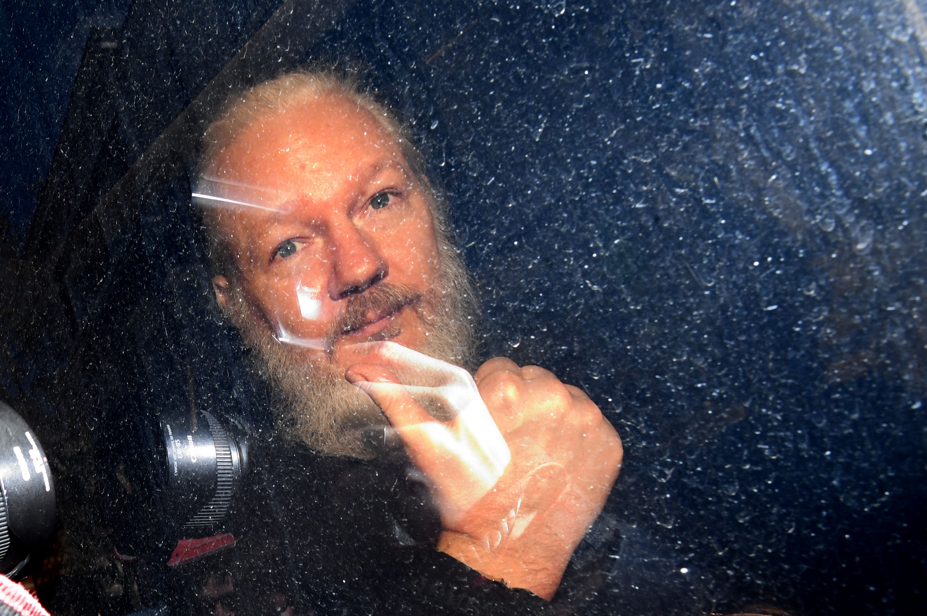 Cine este Julian Assange și care sunt detaliile acordului său cu SUA. Fondatorul WikiLeaks a fost eliberat după cinci ani de detenție