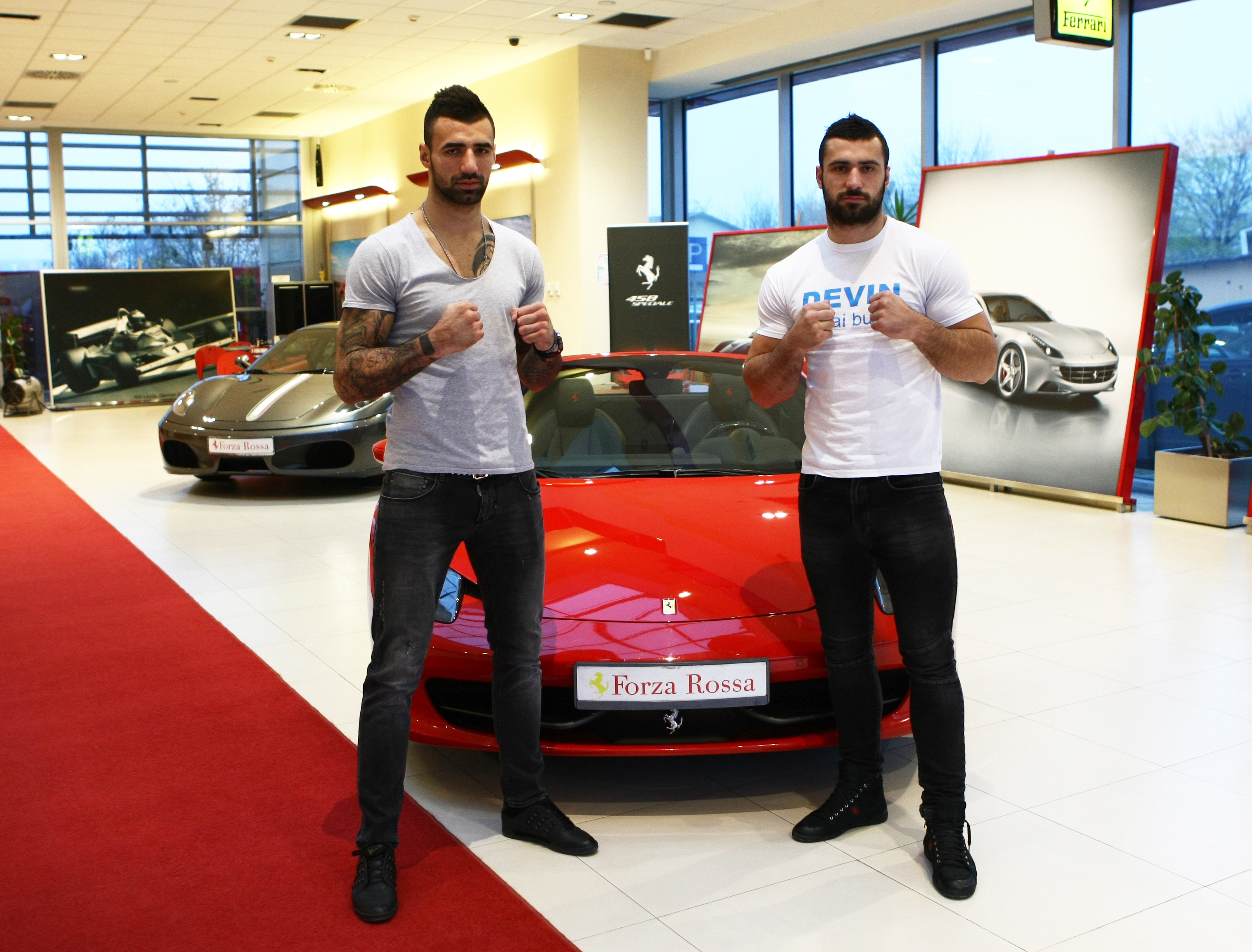 GALERIE FOTO / Fraţii Stoica s-au pregătit pentru gala de la Monza testând un Ferrari