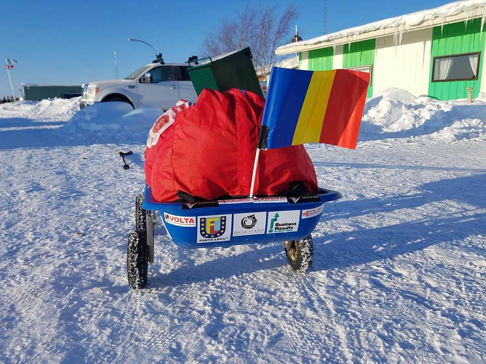 REPORTAJ/ Avram Iancu, bibliotecarul care a sfidat Arcticul: "Am vrut să sărbătoresc Centenarul Marii Uniri”/ FOTO