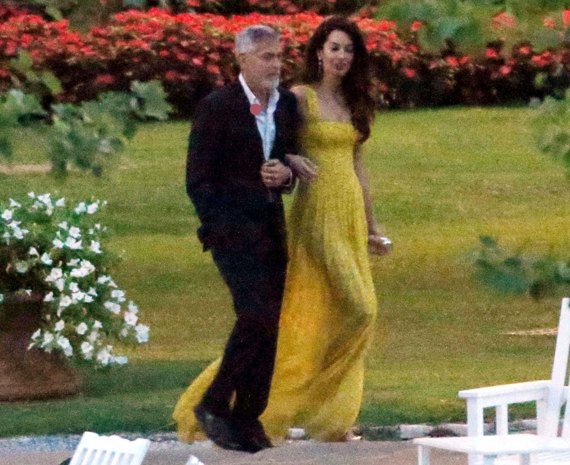 Cât costă să petreci alături de George Clooney cinci zile. Cina e inclusă în prețul uriaș: doar 16 persoane pot avea acest privilegiu